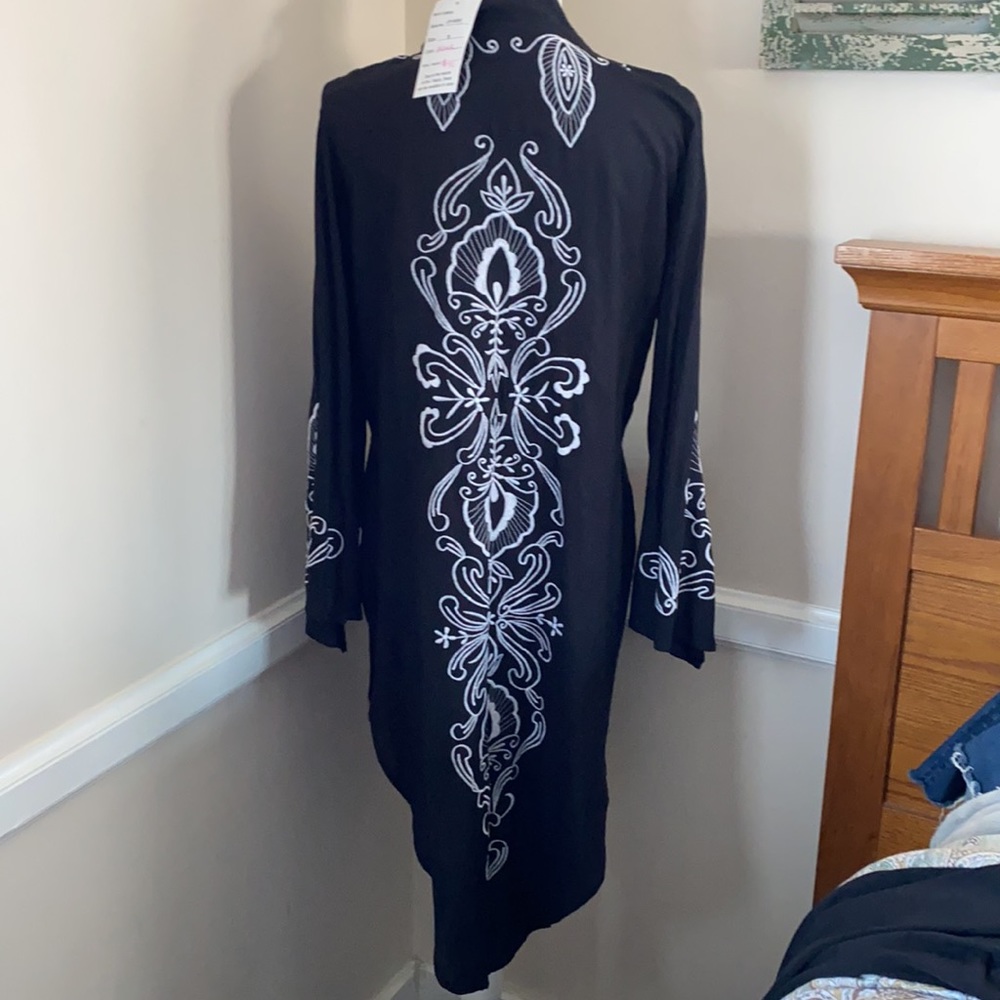 Kimono black, unique stitching details